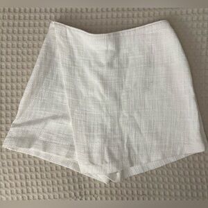 Abercrombie & Fitch White Women's Skort